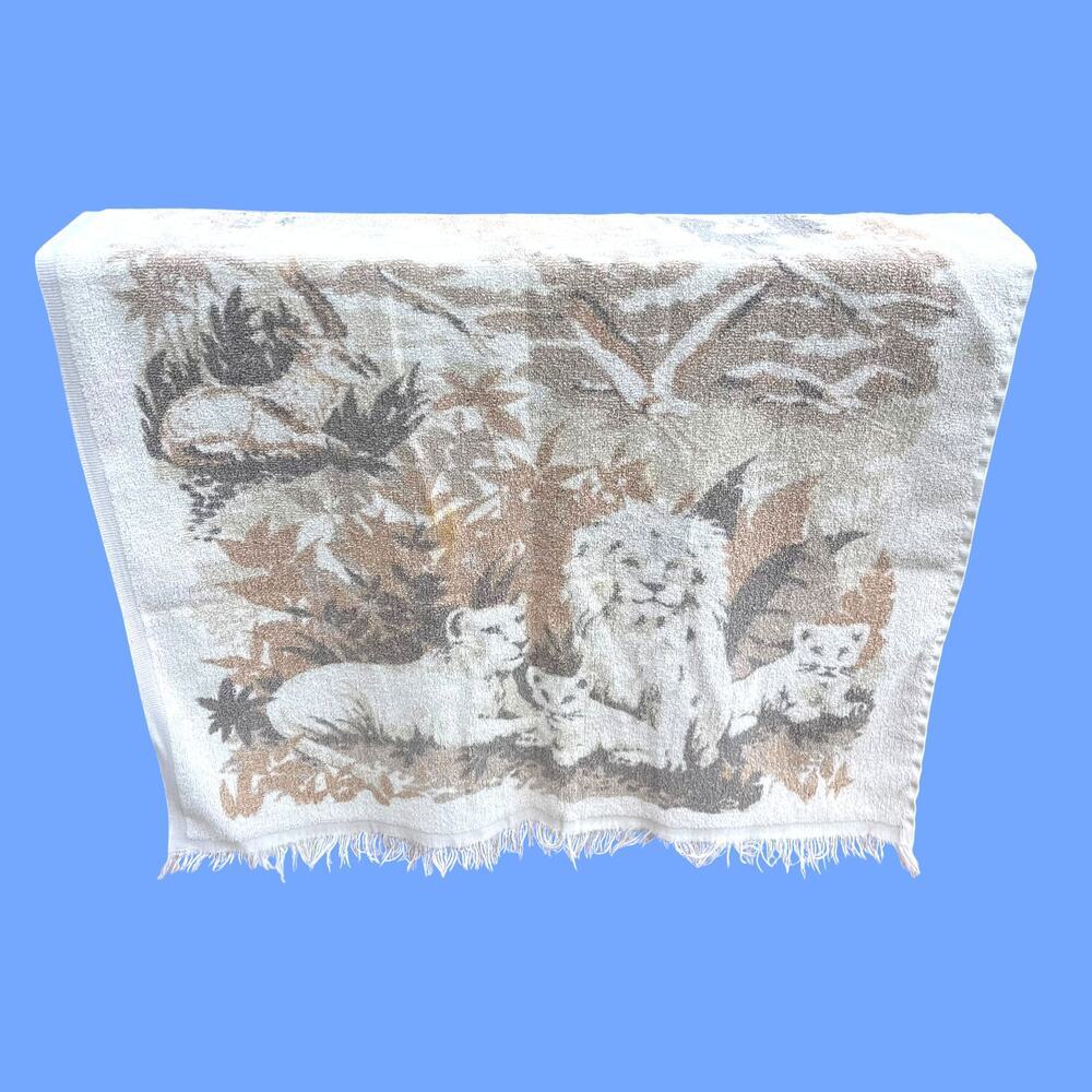 Vintage 1970s Lady Pepperell Safari Animal Bath Towel Lion Elephant Fringe READ